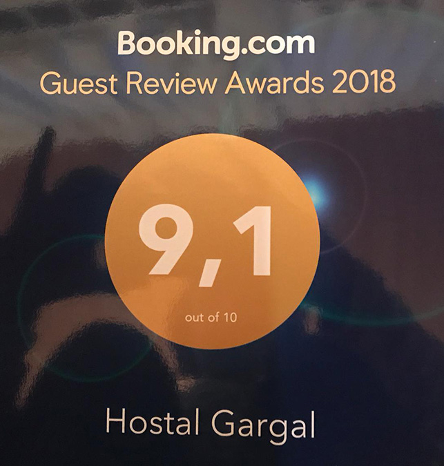 ólvega booking alojamiento hostal